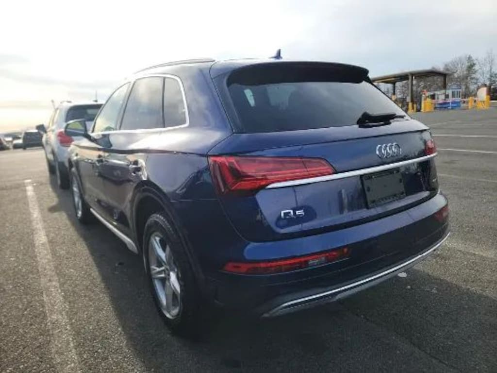 Used 2021 Audi Q5 45 Tfsi Premium Sport Utility 4D SUV