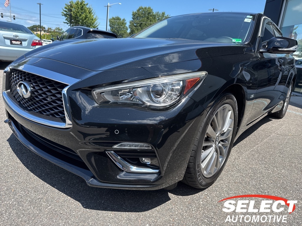 2018 Infiniti Q50 LUXE