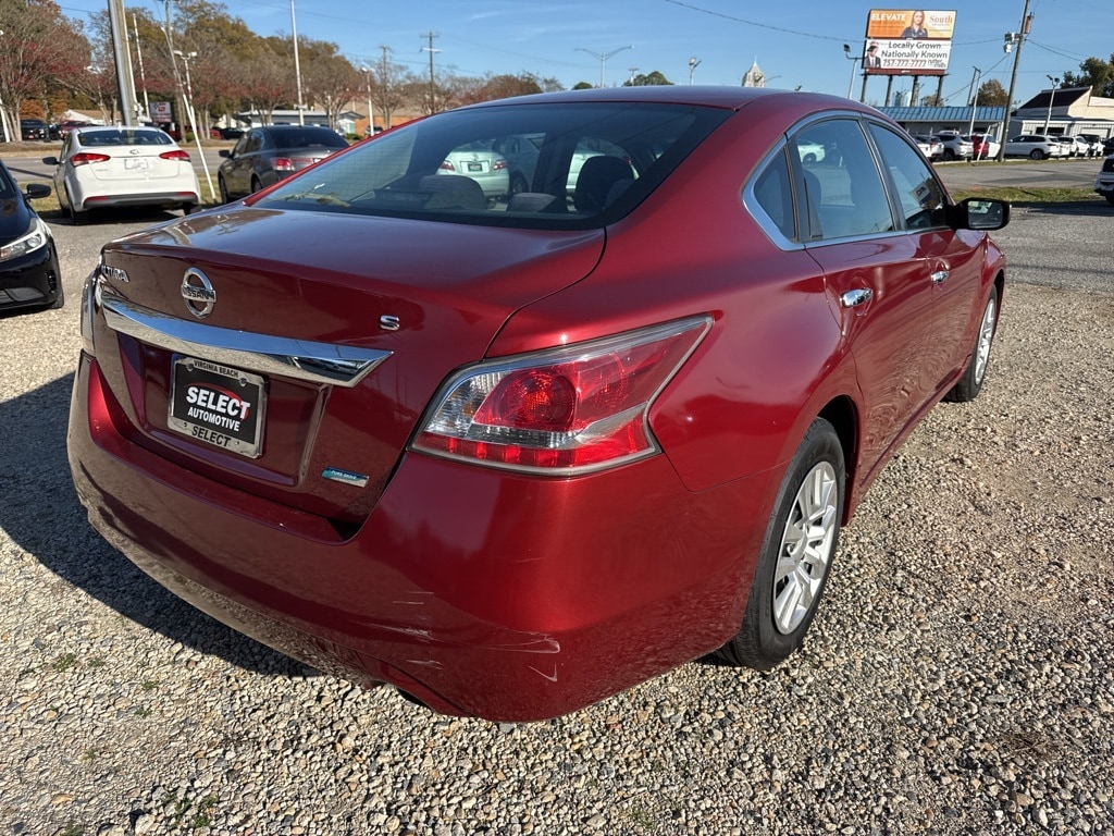 Used 2014 Nissan Altima 2.5 S Sedan