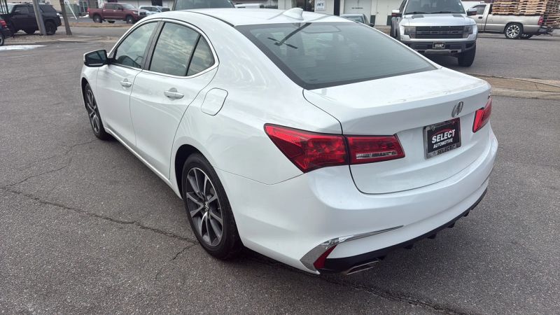 2018 Acura TLX Base - Photo 15