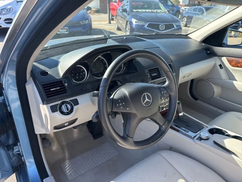 2010 Mercedes-Benz C-Class C300 Sport - Photo 7