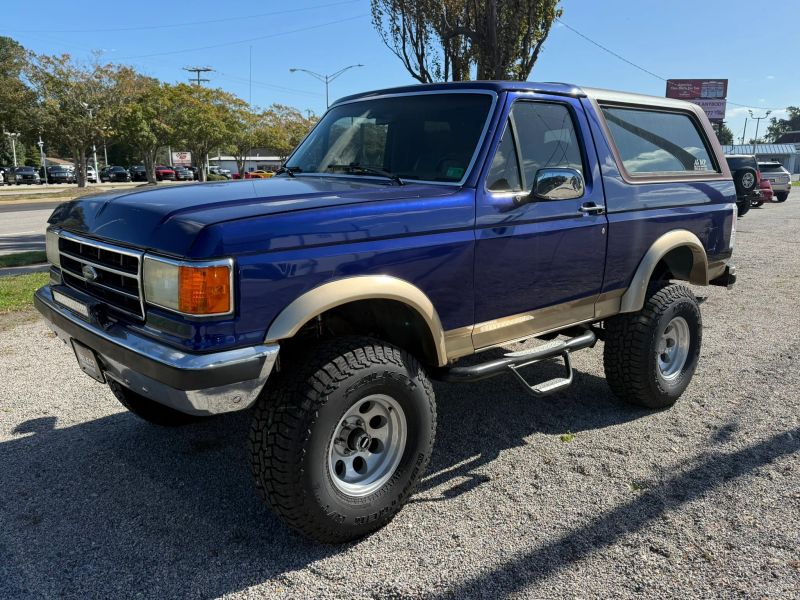 Used 1990 Ford Bronco Custom 2D Utility 4WD SUV