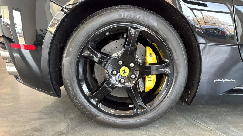 2010 Ferrari California Base - Photo 20