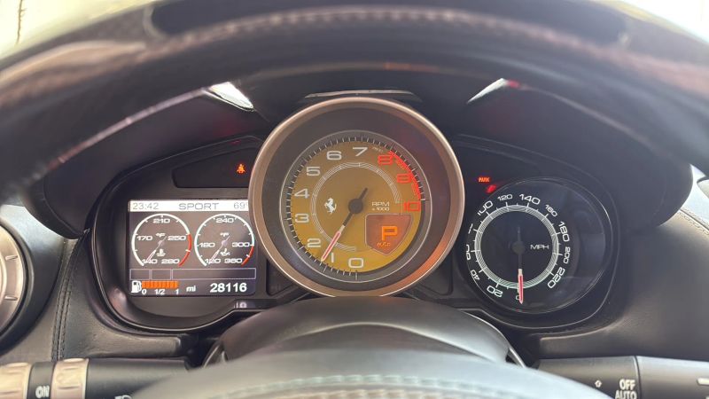 2010 Ferrari California Base - Photo 12