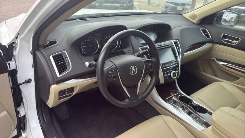 2018 Acura TLX Base - Photo 19