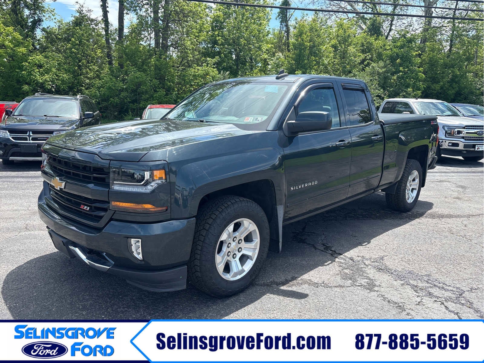 2017 Chevrolet Silverado 1500 LT Z71 4X4 Double Cab Std Box's photo