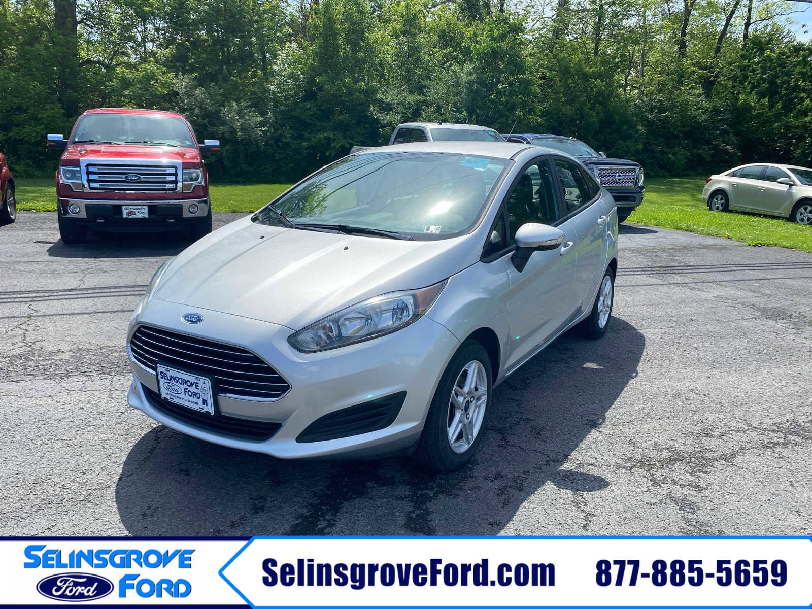 2019 Ford Fiesta SE Sedan's photo