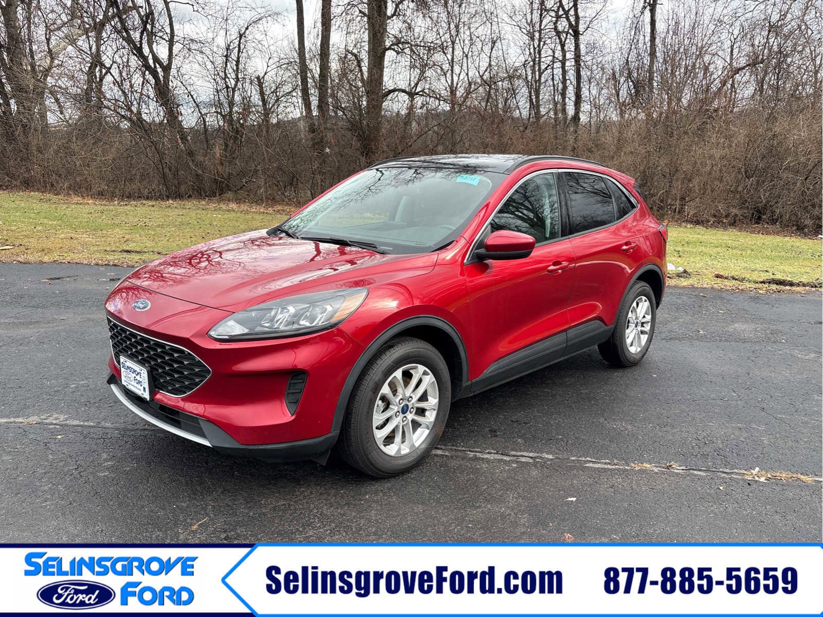 2021 Ford Escape SE's photo