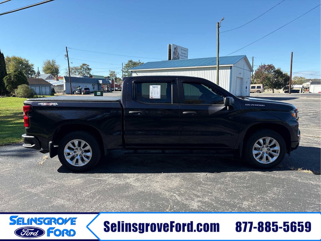 Certified 2022 Chevrolet Silverado 1500 Custom 4WD Crew Cab 147 Custom