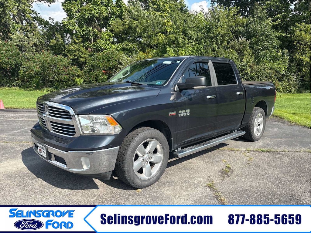 Used 2013 Ram 1500 Lone Star 2WD Crew Cab 140.5 Lone Star