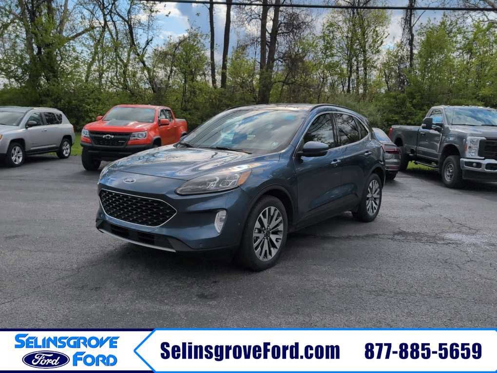 2020 Ford Escape Titanium