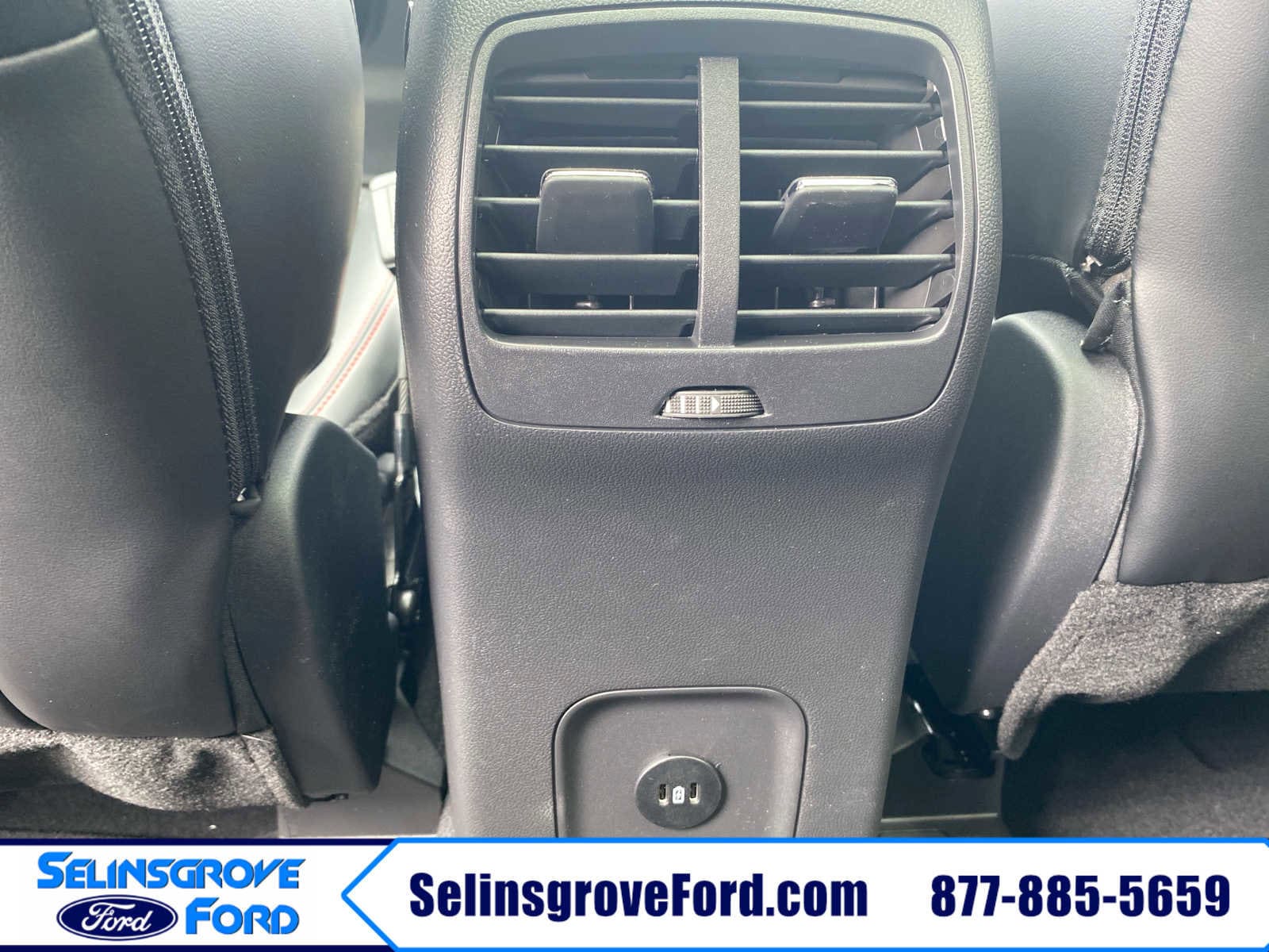 2026 Ford Escape ST-Line - Photo 38