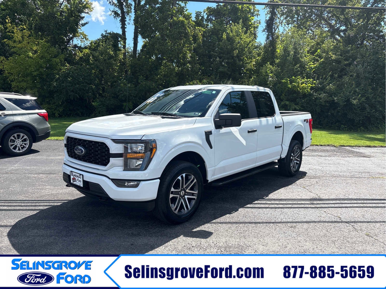 2023 Ford F-150 XL's photo