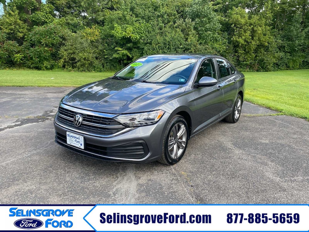Certified 2022 Volkswagen Jetta SE SE Auto