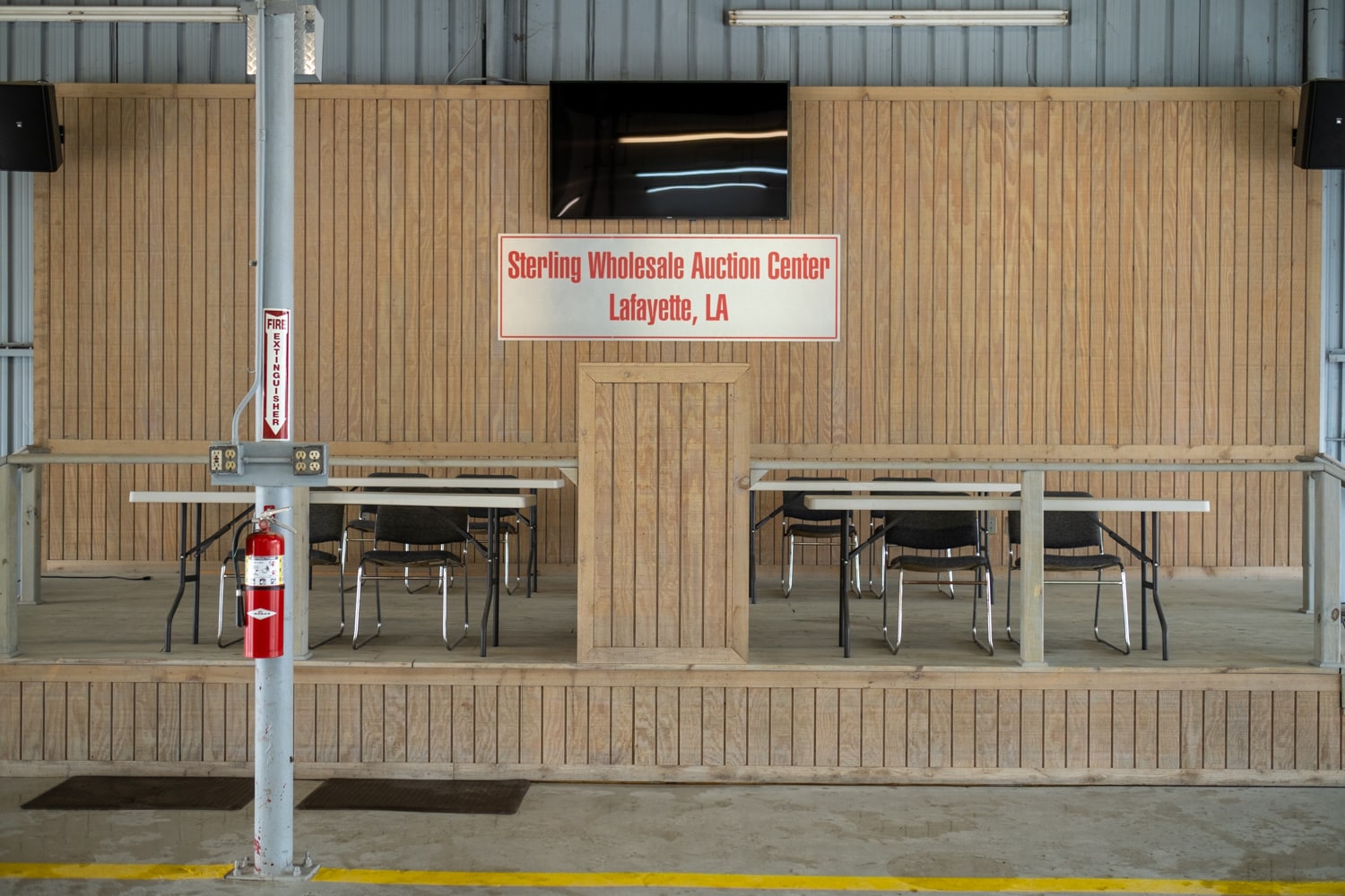 Wholesale Auction Center Sell to Sterling