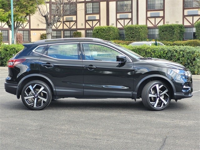 2020 Nissan Rogue Sport SL photo 4