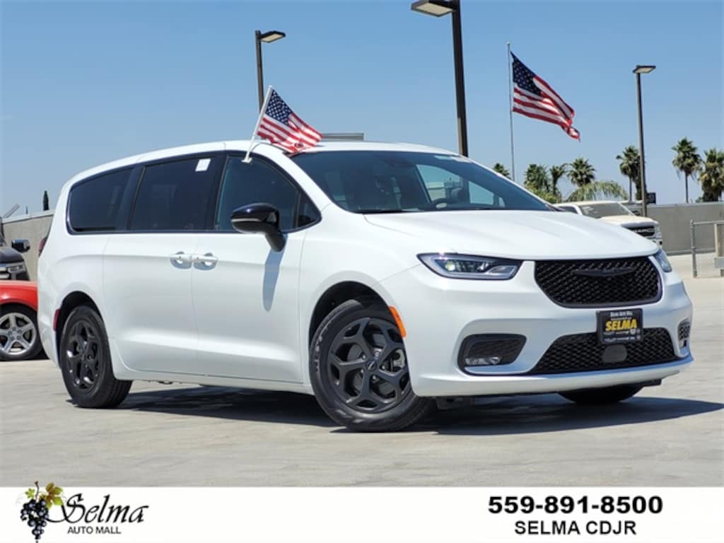 New 2023 Chrysler Pacifica Hybrid Limited Minivan/Van