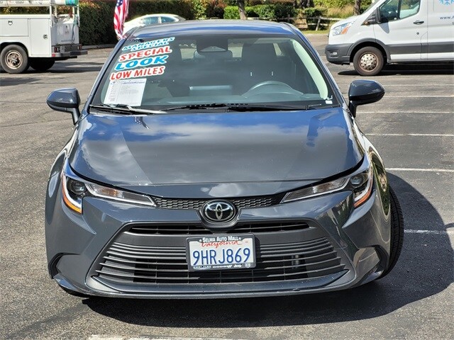 2023 Toyota Corolla LE photo 3