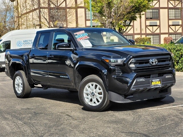 2024 Toyota Tacoma SR5 photo 2