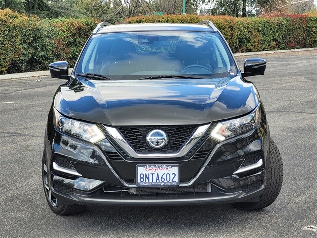 2020 Nissan Rogue Sport SL photo 3