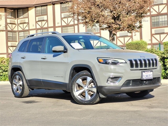 2021 Jeep Cherokee Limited photo 2