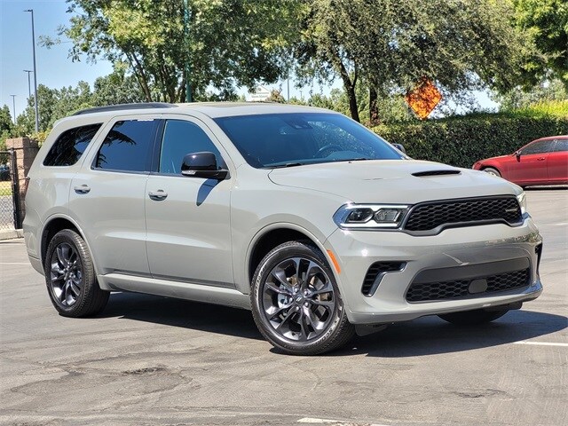 2024 Dodge Durango GT Plus photo 2