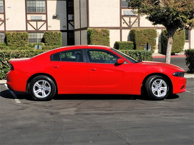 2022 Dodge Charger SXT photo 4