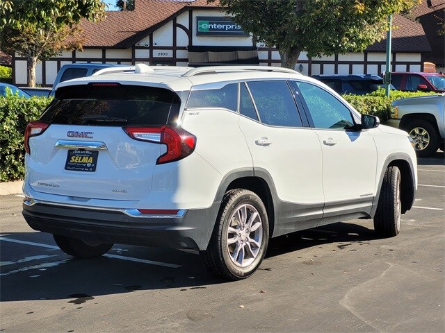 2024 Gmc Terrain SLT photo 4