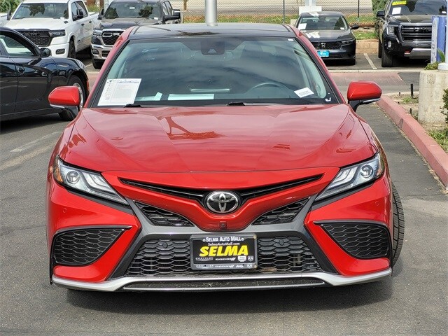 2021 Toyota Camry XSE V6 photo 3