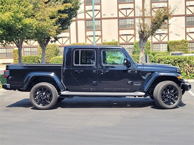 2023 Jeep Gladiator High Altitude photo 3