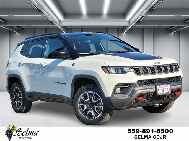 2024 Jeep Compass Trailhawk's photo
