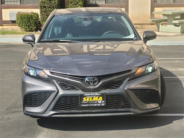 2024 Toyota Camry SE photo 2