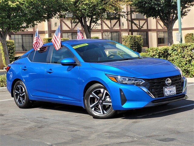 2024 Nissan Sentra SV photo 2