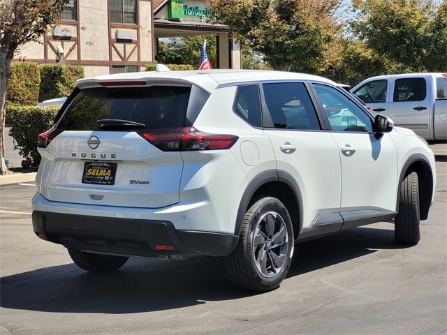 2024 Nissan Rogue SV photo 3