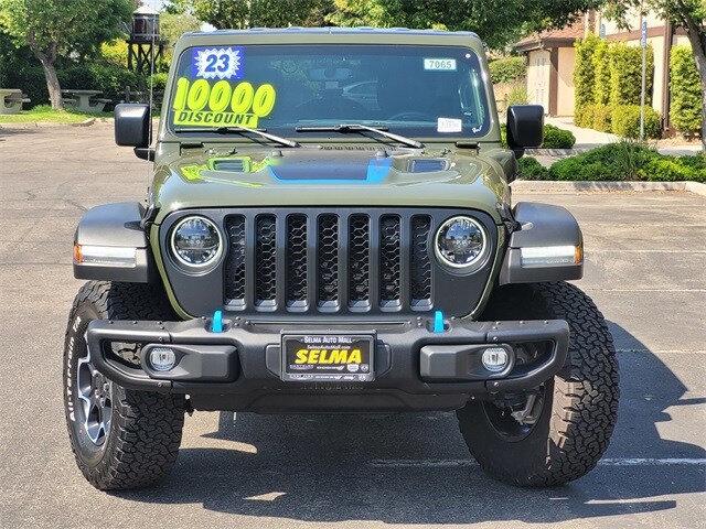 2023 Jeep Wrangler Sport photo 2