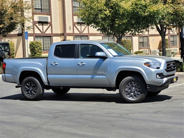 2023 Toyota Tacoma SR5 photo 4