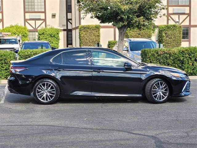 2023 Toyota Camry XLE photo 4