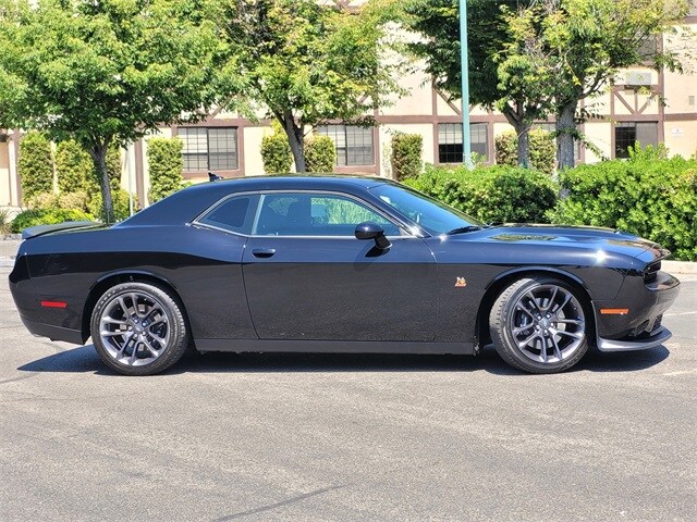 2023 Dodge Challenger R/T Scat Pack photo 4