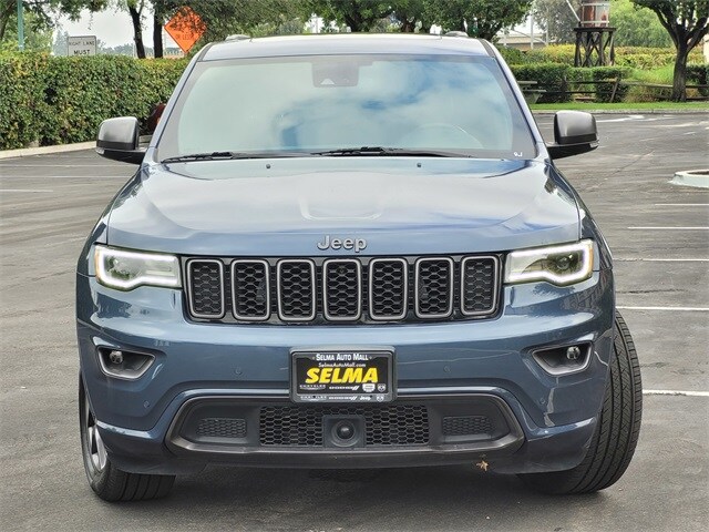 2021 Jeep Grand Cherokee Anniversary Edition photo 3