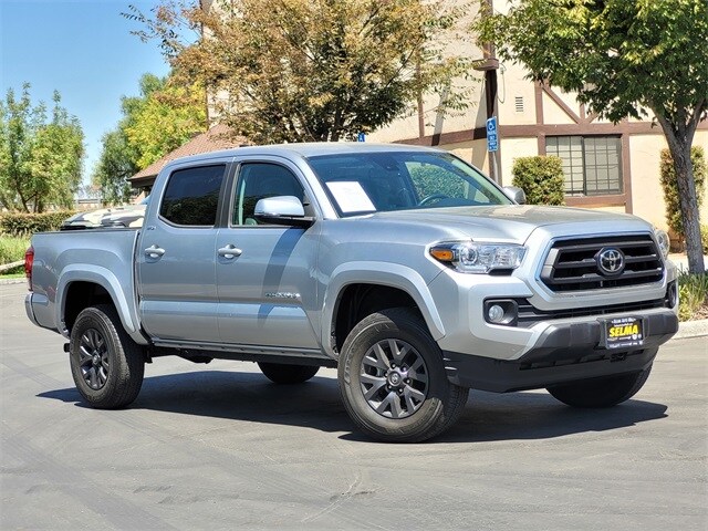 2023 Toyota Tacoma SR5 photo 2