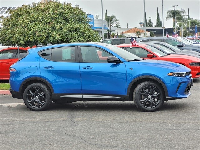 2024 Dodge Hornet R/T Plus photo 3