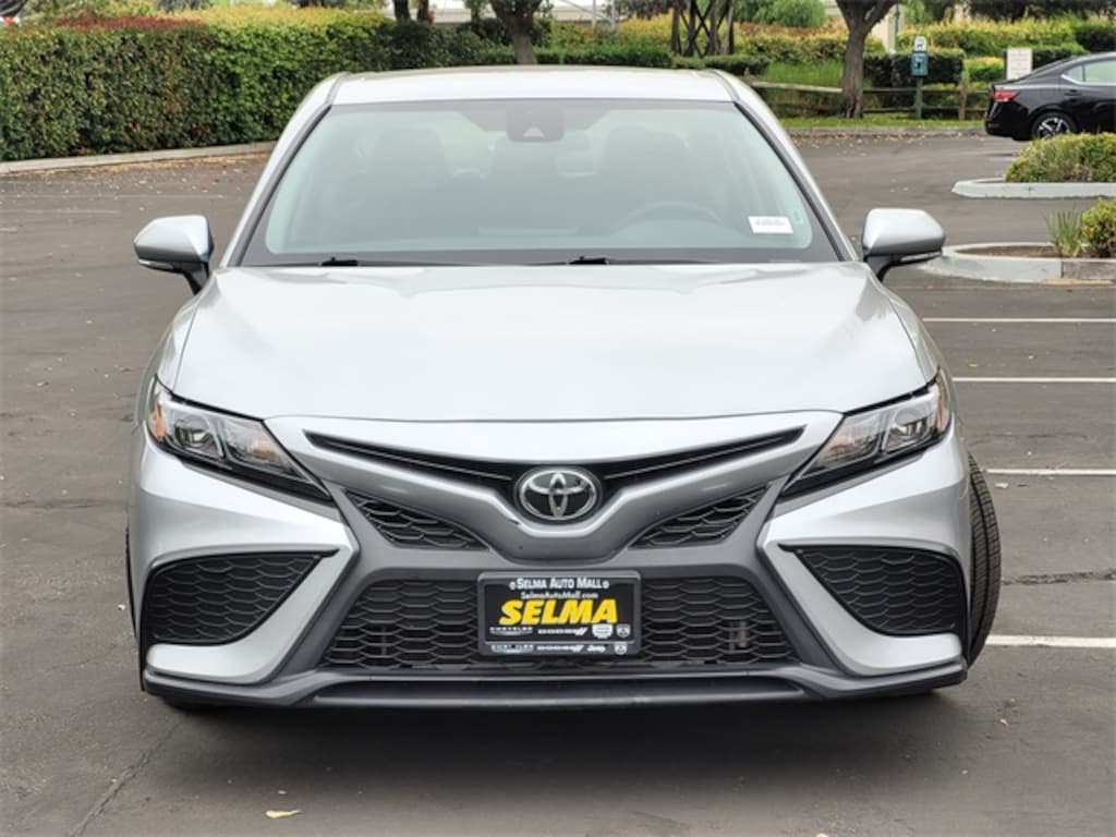 Used 2024 Toyota Camry SE Sedan