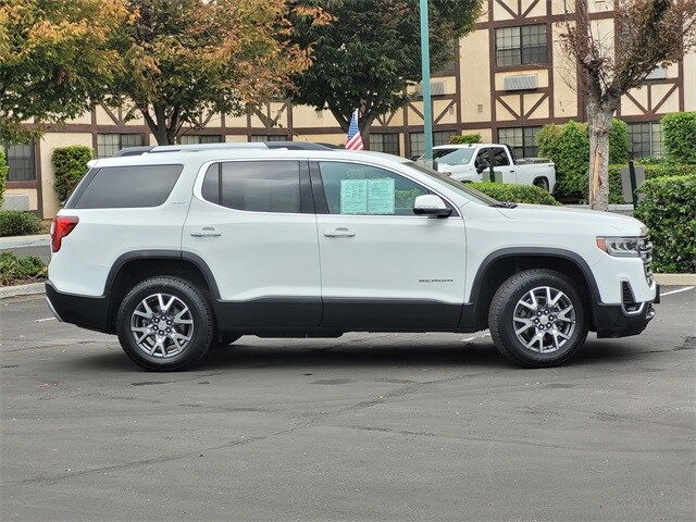 2023 Gmc Acadia SLT photo 3