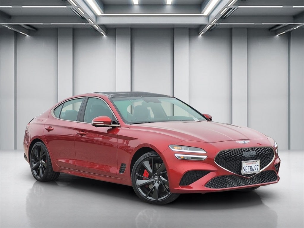 2023 GENESIS G70 Standard's photo