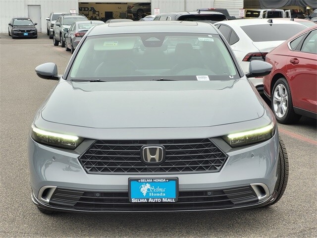 2025 Honda Accord Hybrid Touring photo 2