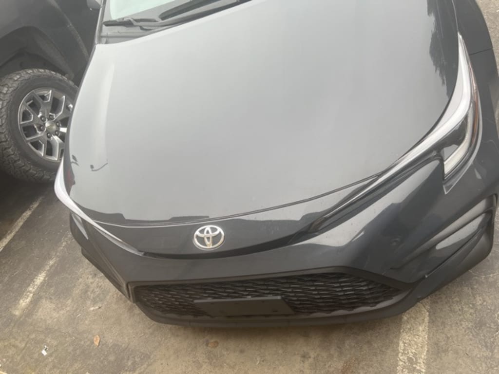 Used 2024 Toyota Corolla SE Sedan