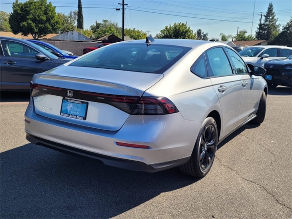 New 2025 Honda Accord SE Sedan