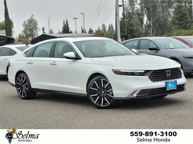 2025 Honda Accord Hybrid Touring's photo