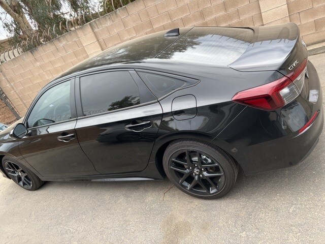 2025 Honda Civic Sport Touring Hybrid photo 2