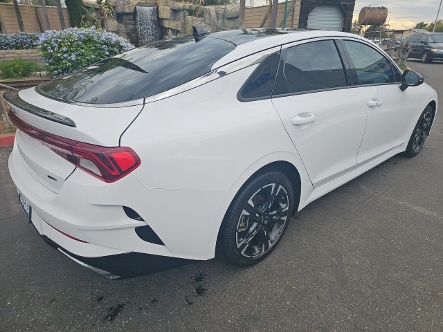 2023 Kia K5 GT-Line photo 3